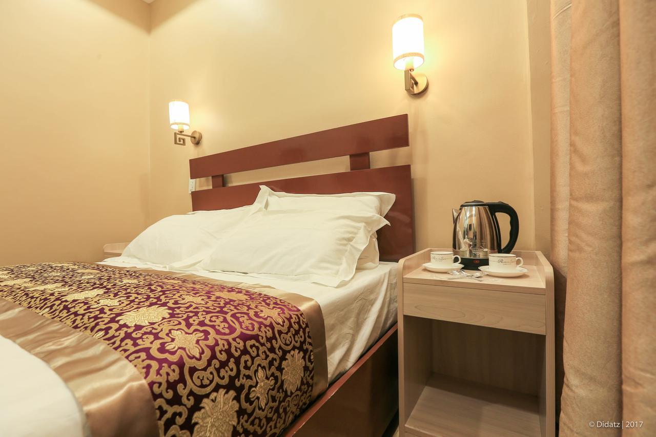Southview Hotel Dumaguete City Buitenkant foto